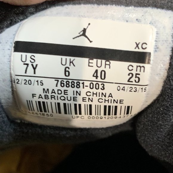 Gently Pre-Owned Air Jordan 6 Retro Low “chrome”